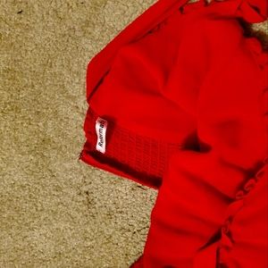 I didn't get a chance to wear it, so I am selling this dress